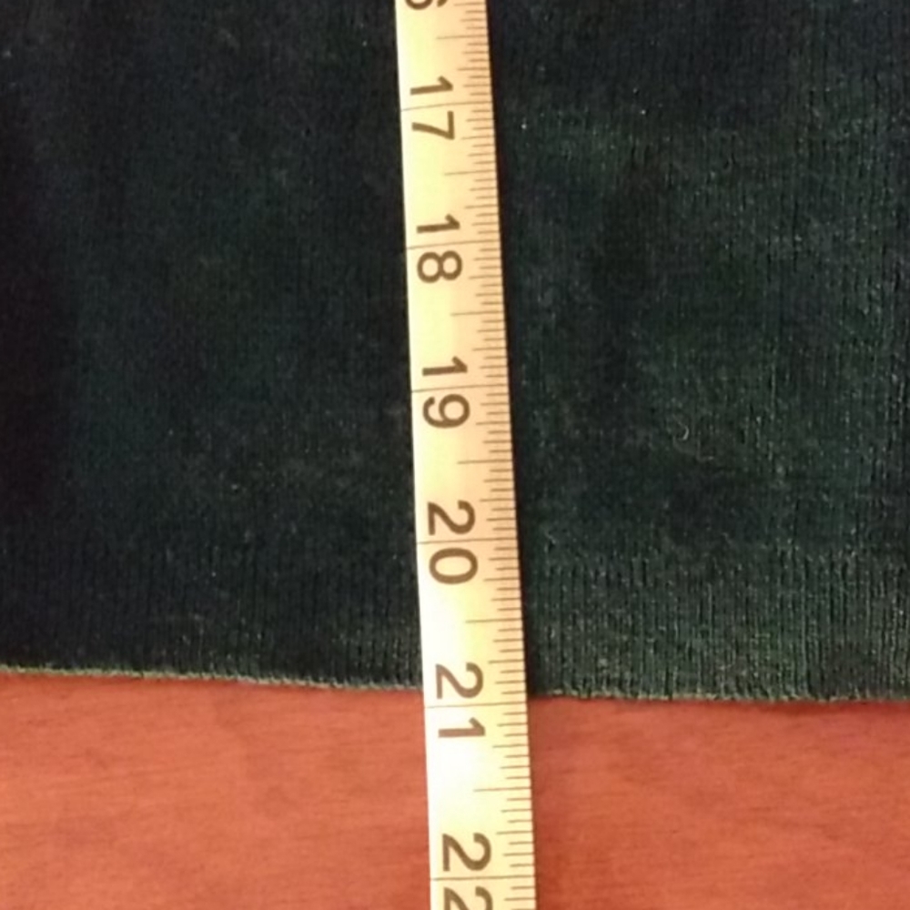 Old Navy Wool Blend Turtle Neck Sweater - Picture 11 of 12